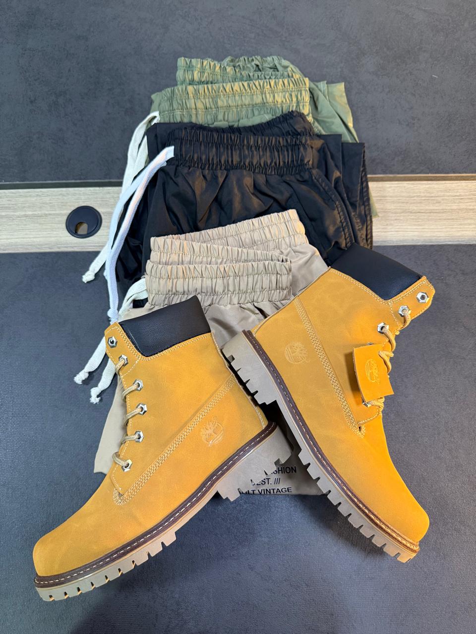 Botas Timberland Clásicas + Jogger Genérico Negro